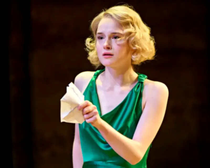 Atonement Review: Guilt and Love Battle for an Unhappy Ending