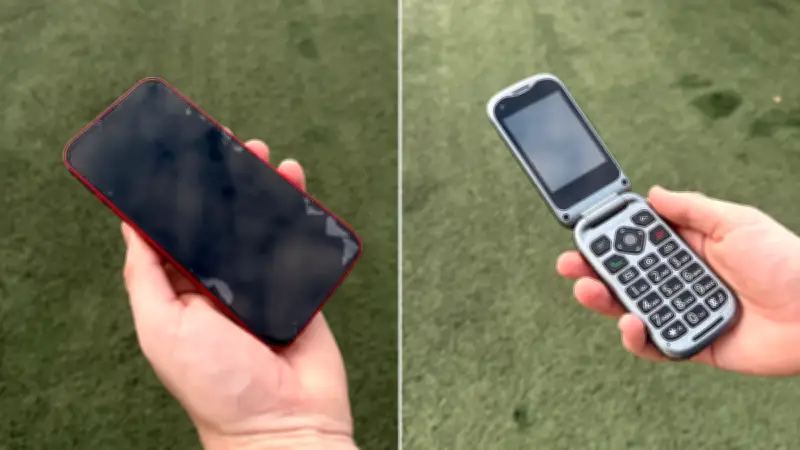 Aussie swaps smartphone for dumbphone, feels more connected