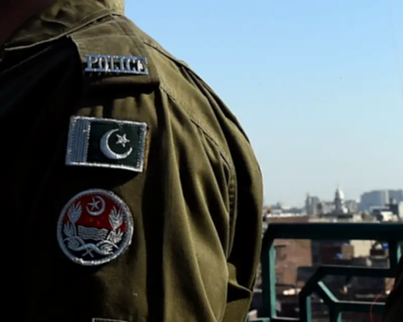 Australian Girl Killed in Pakistan After Police Open Fire on Car