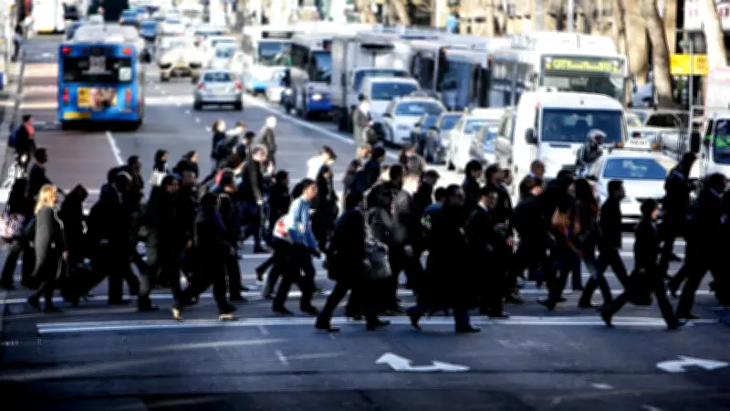 Australia's Population Hits 28 Million, Adding Nearly 500,000 in a Year