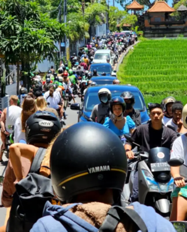 Bali Traffic Crisis in Canggu: Limited Solutions as Congestion Worsens