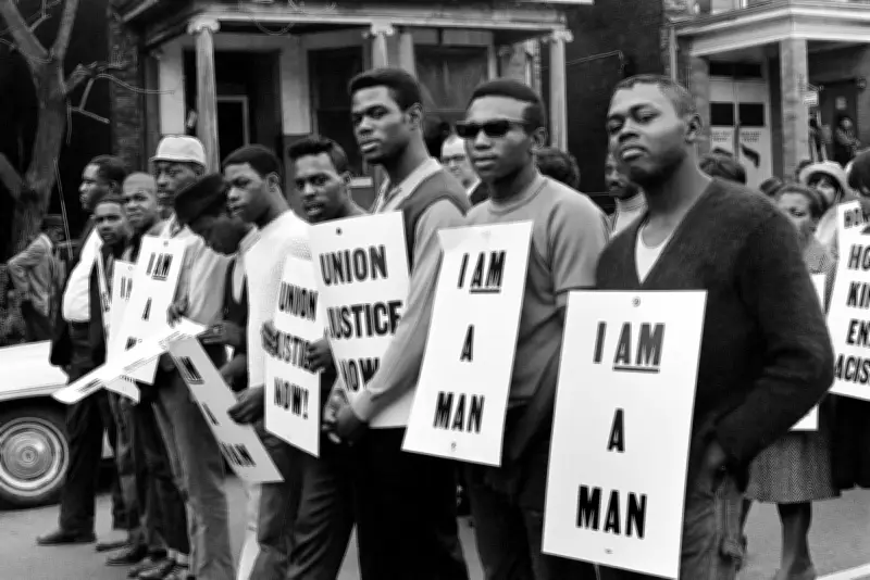 Big Tent Exhibition Explores US Democracy Through Photography