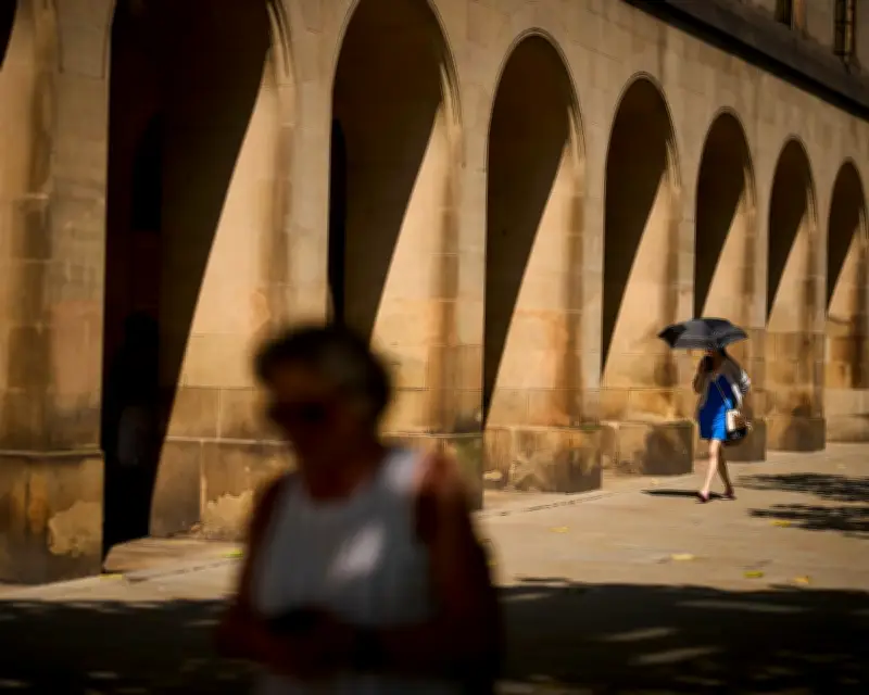 Body of boy found in Manchester reservoir amid UK heatwave