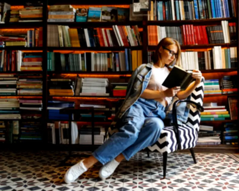 Booksmaxxing: How Reading Became the New Sexy Trend Online