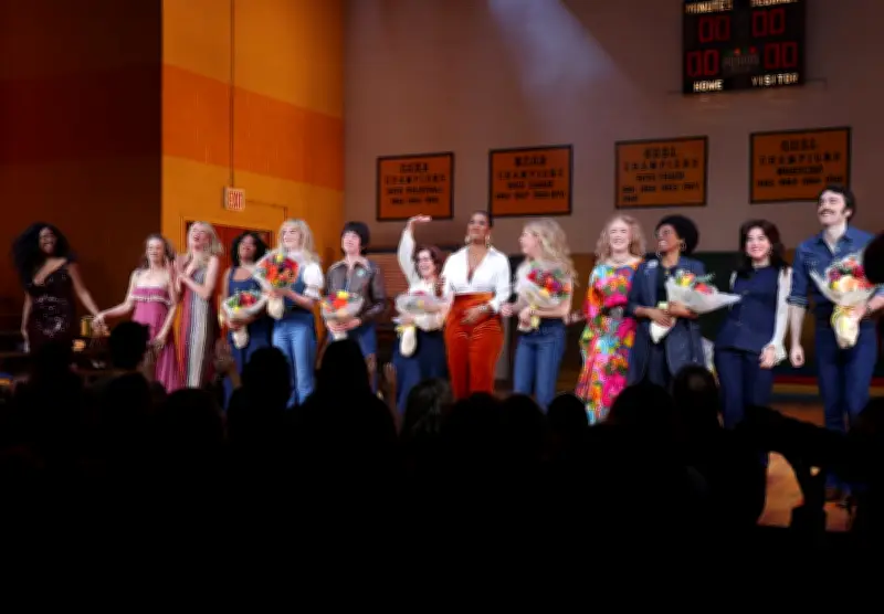 Broadway Phone Ban for 'Liberation' to Continue in London Run