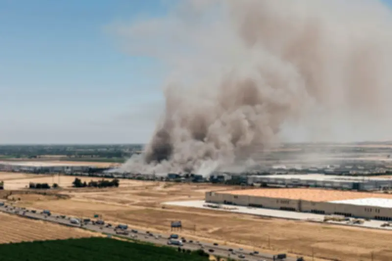 California Warehouse Fire Kills 2, Injures Dozens in Tracy