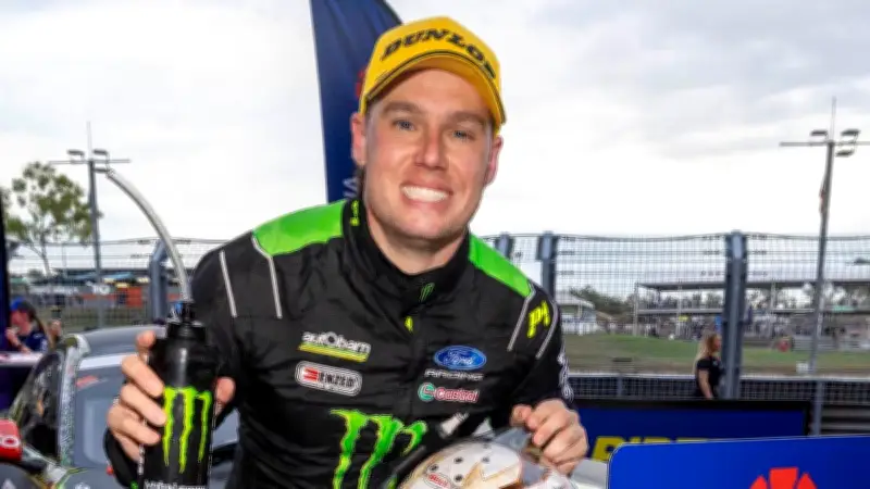Cam Waters ends drought with Supercars win at Darwin Triple Crown