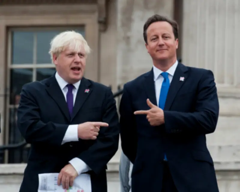 Cameron Offered Johnson Top Cabinet Role to Avoid Brexit Push