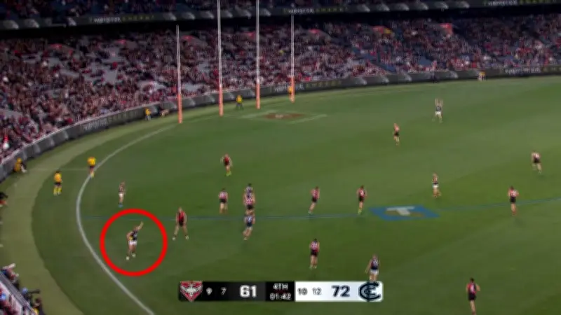 Carlton Holds On for Thrilling Five-Point AFL Win Over Essendon