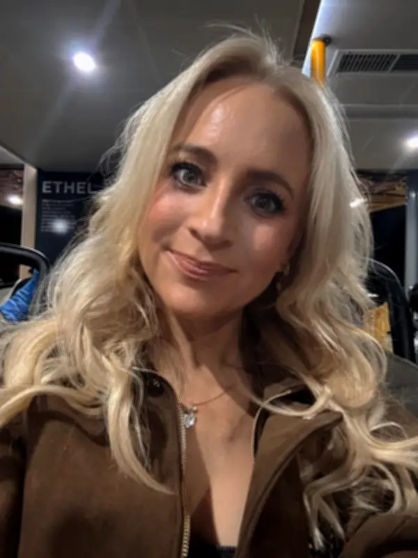 Carrie Bickmore Hospitalised as Vocal Cord Issues Persist