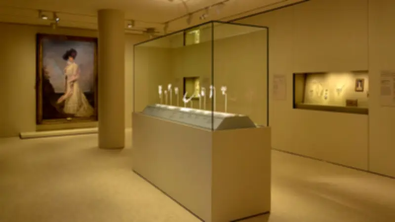 Cartier's Diamond Menagerie: From Nazi Resistance to Australian Opals