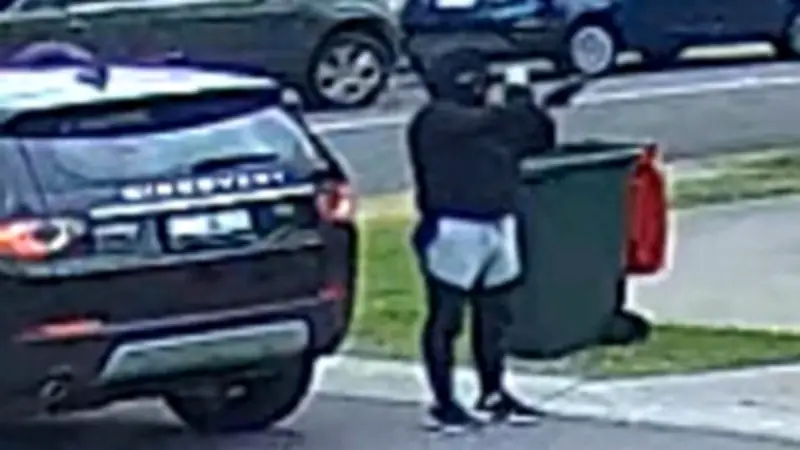 CCTV Shows Gunman Filming Himself During Craigieburn Shooting
