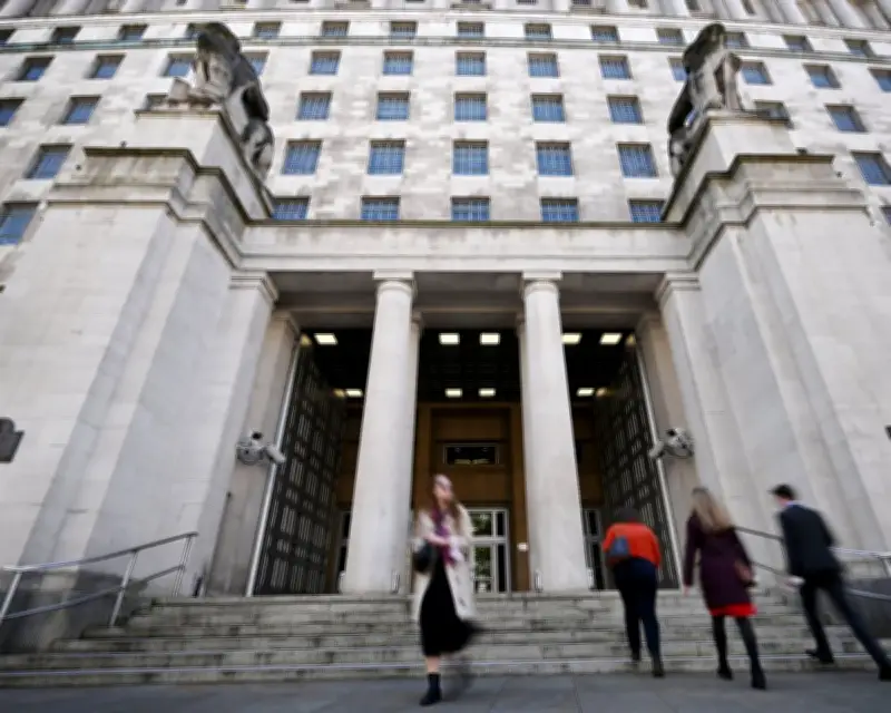 Chinese Spies Use LinkedIn to Target UK Officials and Military Staff