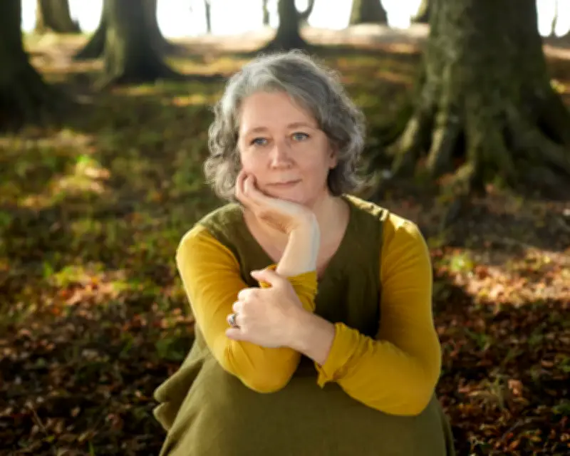 Claire Fuller on Dylan Thomas, Shirley Jackson, and Elizabeth Strout