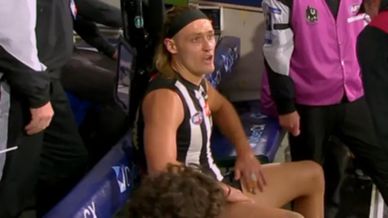 Collingwood captain Darcy Moore flies to US for hamstring treatment