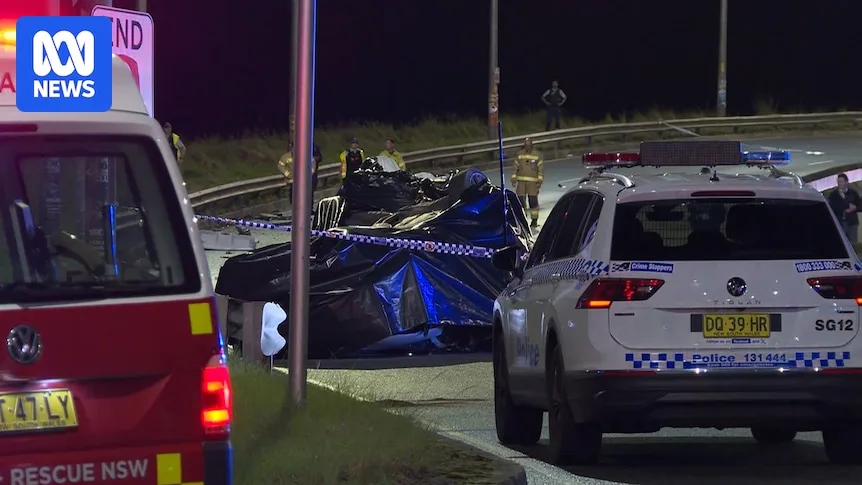 Three Dead in Fiery Sydney Crash; Police Were En Route to Driver's Home