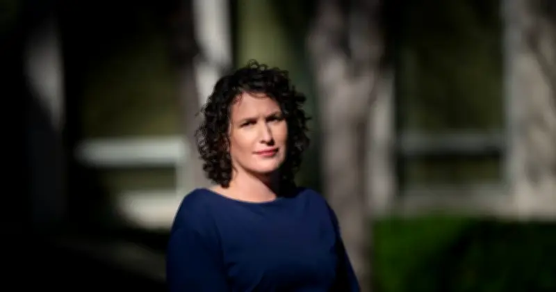 CPSU Slams Million-Dollar APS Secretary Salaries as Unfit for Purpose