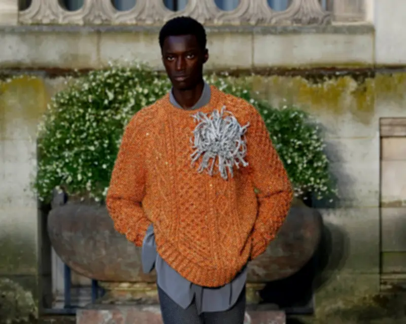 Dior Mashes Up Indie Sleaze and Luxury in Jonathan Anderson Debut