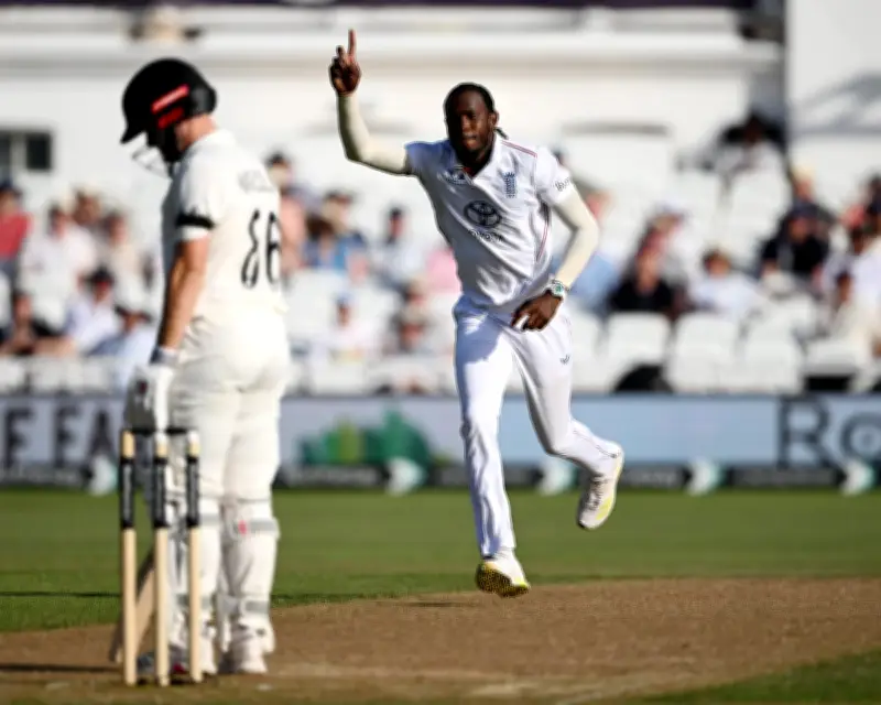 England Dominate New Zealand on Day One of Third Test