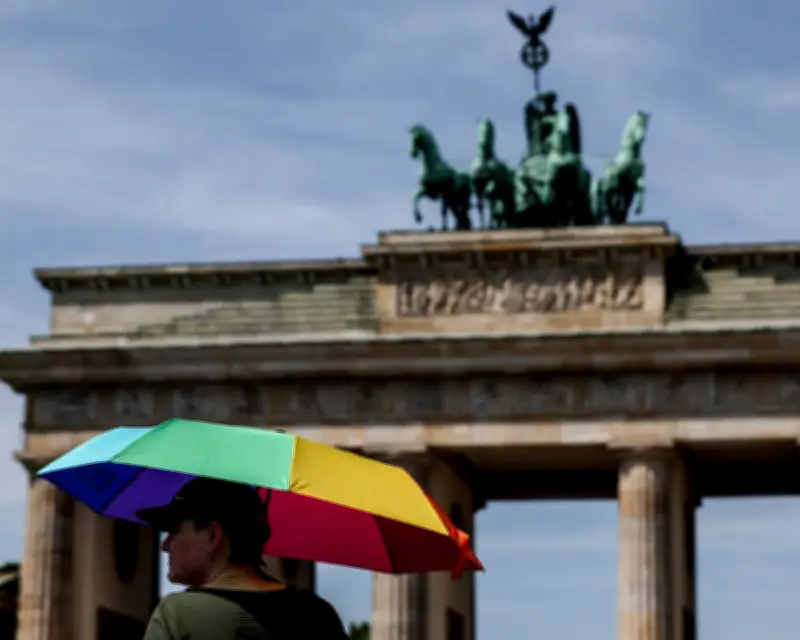 Europe heatwave: Germany and Italy swelter as records tumble
