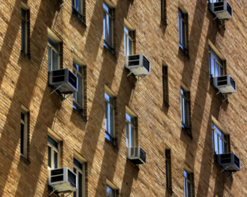 Expert Tips for Choosing and Maintaining Clean AC Units