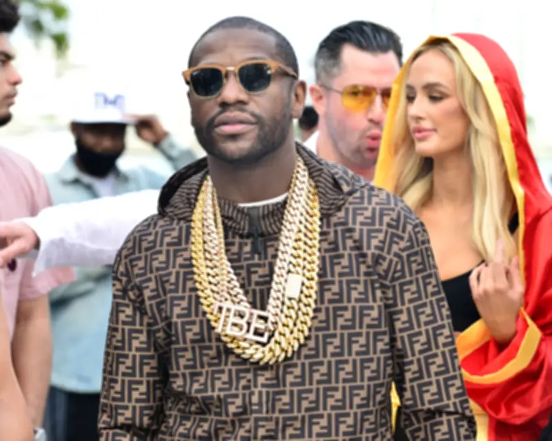 Floyd Mayweather Faces Theft Charge Over $200K Watch Purchase