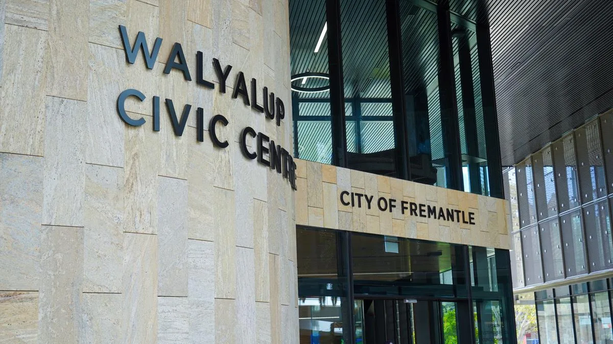 Fremantle Electors Pass No-Confidence Motion on Council Finances