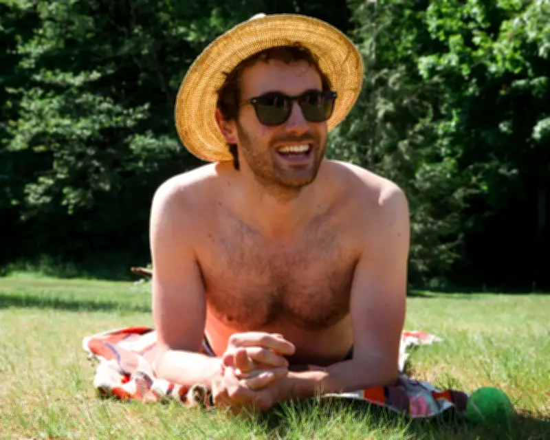 French Towns Fine Men for Going Topless in Public