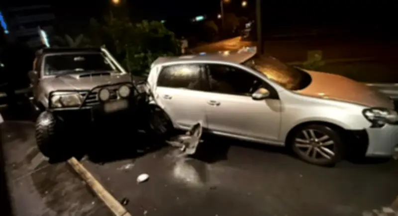 Gold Coast man rams cars in Guzman y Gomez drive-thru rage
