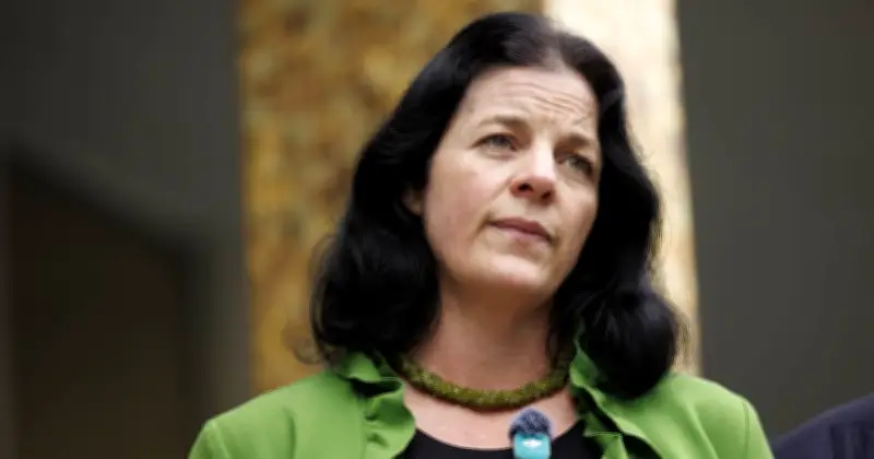 Greens' Jo Clay puts Labor on notice ahead of fresh power deal talks