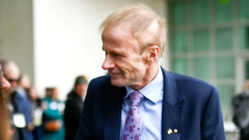 Heroic melanoma scientist Richard Scolyer to receive state funeral at 59