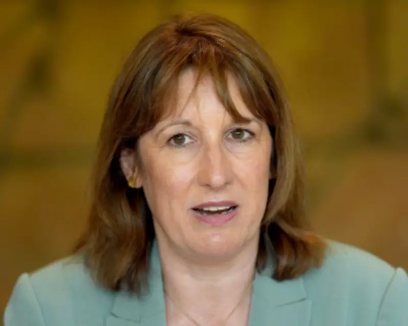 HMRC Announces 22% Tax on Cash Interest in Stocks and Shares ISAs