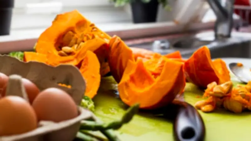 How to Tell If Food Is Still Safe to Eat: A Nutritionist's Guide