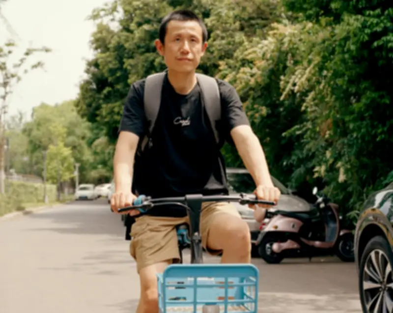 I Deliver Parcels in Beijing Audiobook: Grim Gig Economy Life in China