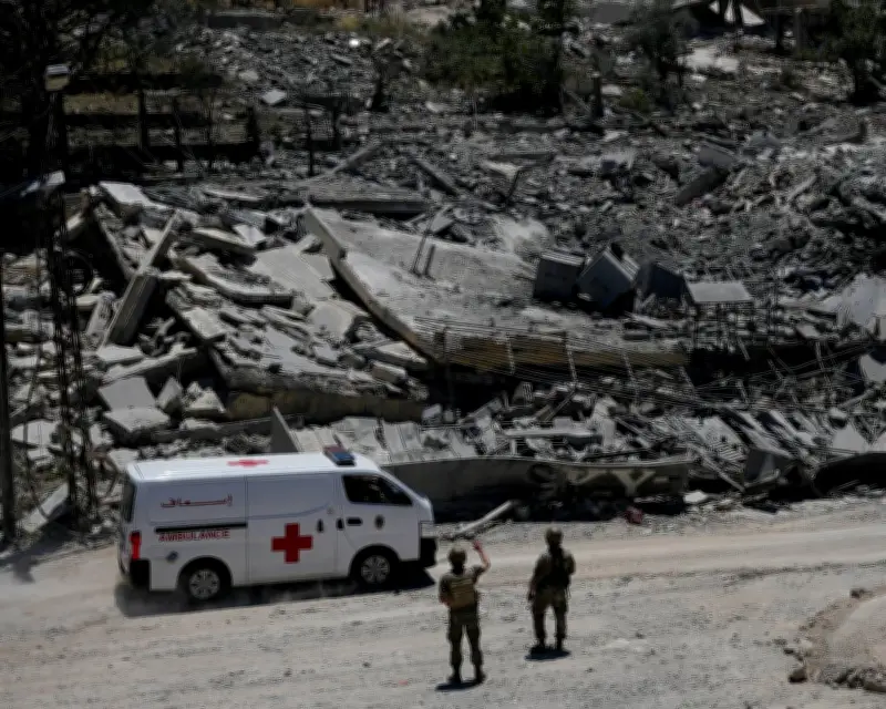 Israel Strikes Southern Lebanon After Evacuation Orders, Thousands Flee