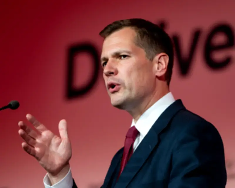 Jenrick Questions £5m Donation to Farage's Legitimate Party