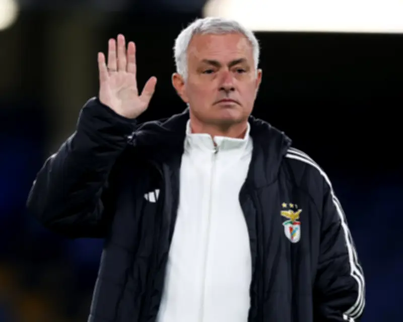 Jose Mourinho returns to Real Madrid as manager after 13 years away