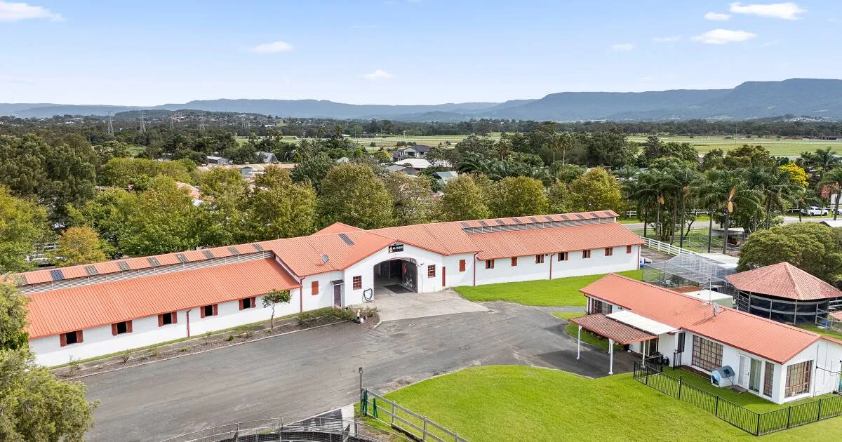 Kembla Grange Equestrian Estate Offers Two Homes and Top Facilities