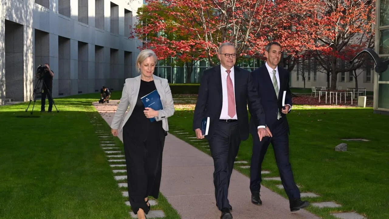 Labor Budget Takes Hard Road of Reform