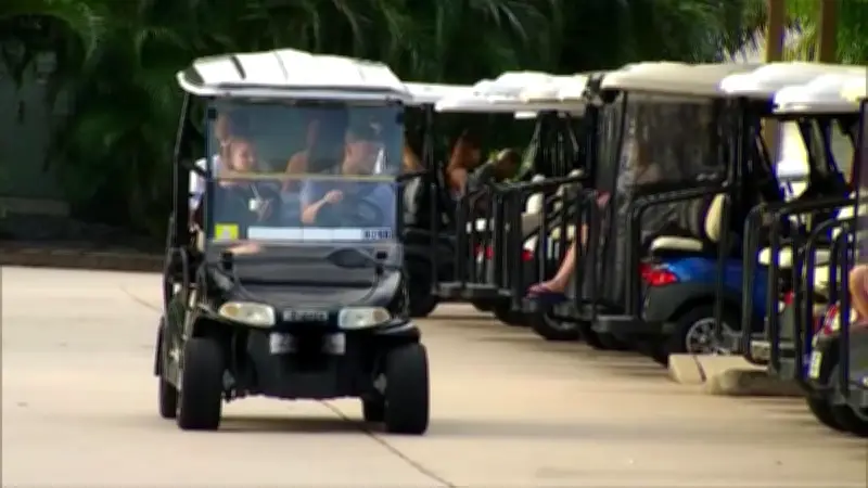 Man critical after golf buggy fall on Hamilton Island