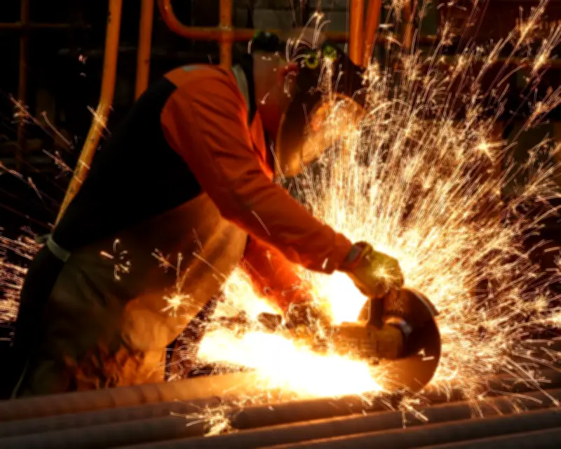 Manufacturers and Unions Call for Lower Electricity Prices in UK