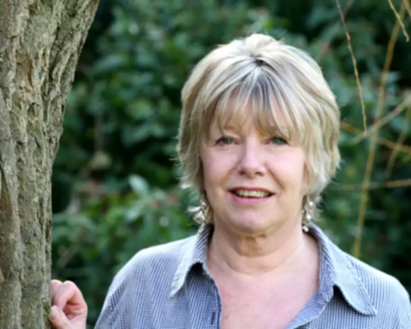 Mary Hooper, Beloved Author of Children's Books, Dies at 82