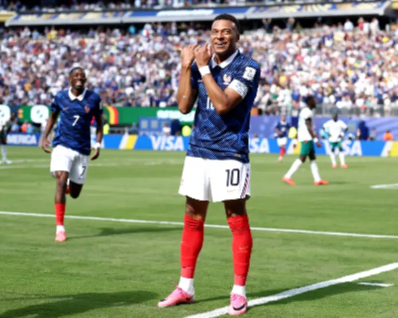 Mbappe Shines as France Beat Senegal in World Cup Opener