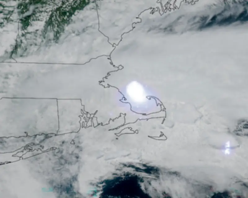 Meteor over Massachusetts Triggers Boom Reports Across US and Canada