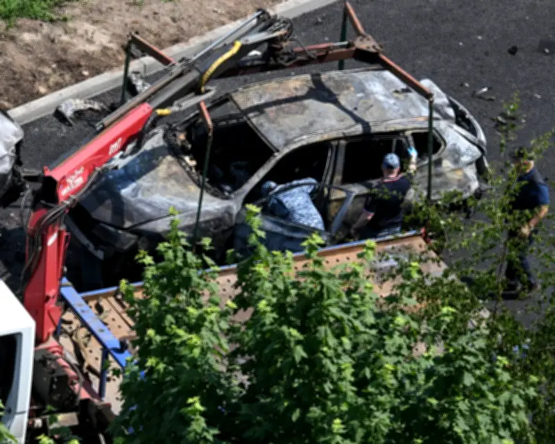 Moscow Car Bomb Kills Russian Ammunition Chief; Panic Buying of Fuel in Russia