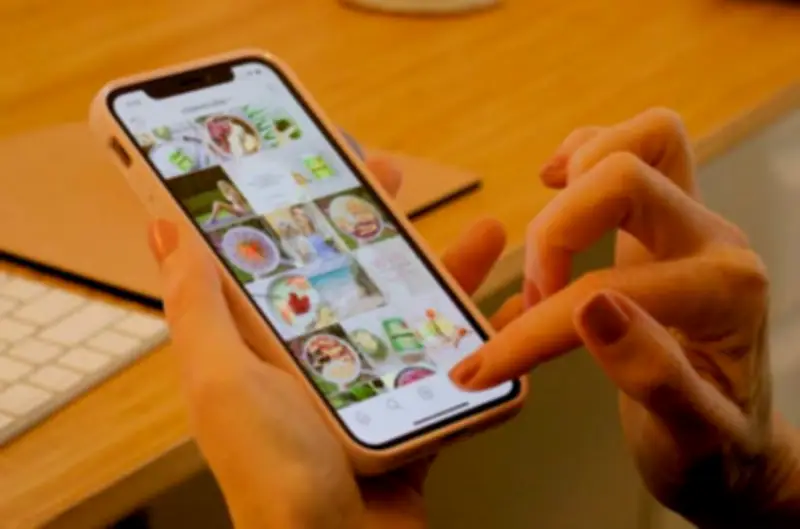 Online ads blurring into content as AI transforms advertising landscape