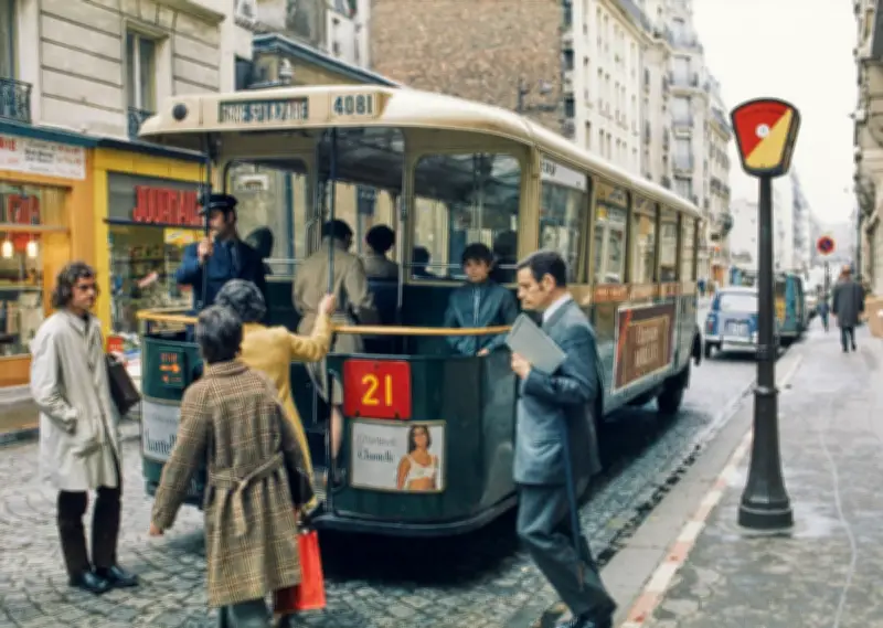 Paris Frozen in Time: 1970 Photography Exhibition Reveals City's Transformation