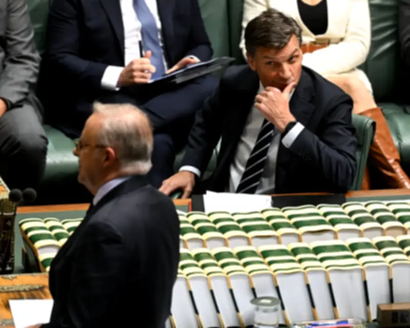 Parliament Heats Up as Labor Considers Last Pre-Break Gamble
