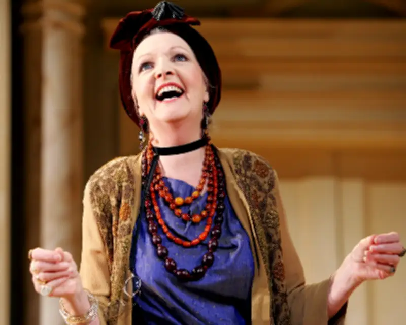 Penelope Keith: A Class Comic Act On and Off Stage