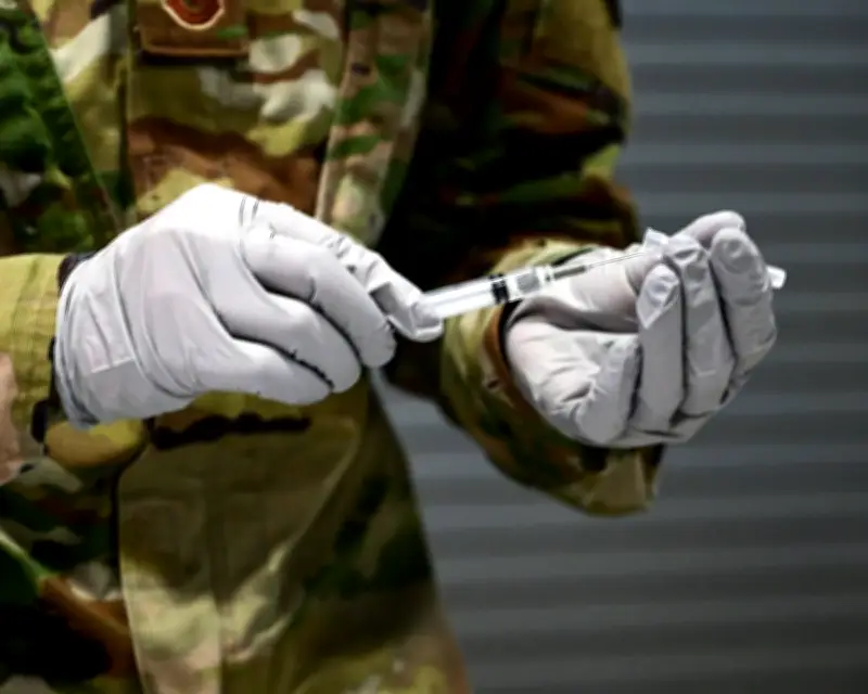 Pentagon Mandates Flu Vaccine for All Military Recruits After Outbreak